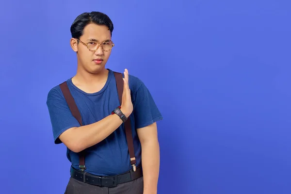 Porträt Eines Nervösen Ängstlichen Jungen Asiaten Macht Halt Und Bewegt — Stockfoto