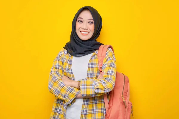 Smiling Young Asian Muslim Woman Student Casual Yellow Crossed Arms — стоковое фото