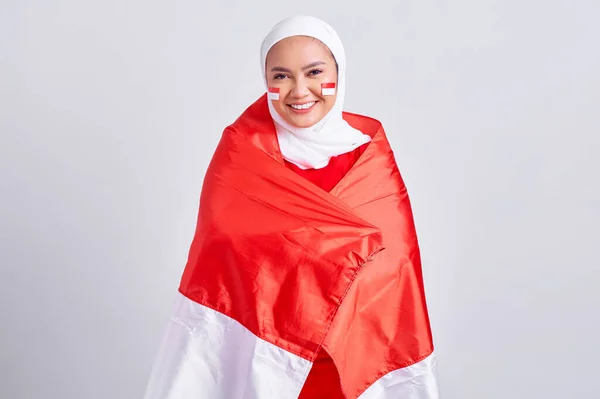 Smiling Young Asian Muslim Woman Red White Shirt Celebrating Indonesian — Zdjęcie stockowe