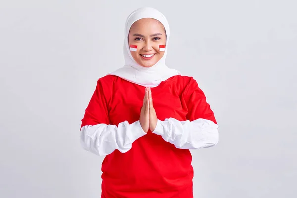 Happy Young Asian Muslim Woman Red White Shirt Greeting Celebrating —  Fotos de Stock