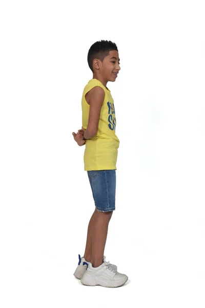 Boční Pohled Kompletní Portrét Chlapce Oblečeného Šortkách Bez Rukávů Rukama — Stock fotografie