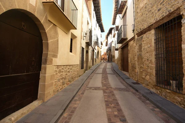 Eski şehir Rubielos de Mora 'nın sokağı, Teruel ili, Aragon, İspanya