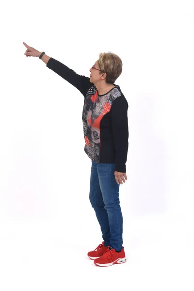 Senior Woman Pointing White Background — Stock Photo, Image