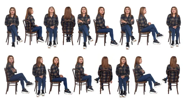 Große Gruppe Der Gleichen Frau Sitzt Auf Stuhl Auf Weißem — Stockfoto