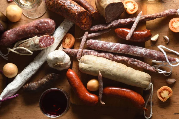 Top View Close Typical Spanish Sausages Red White Wine Wooden —  Fotos de Stock