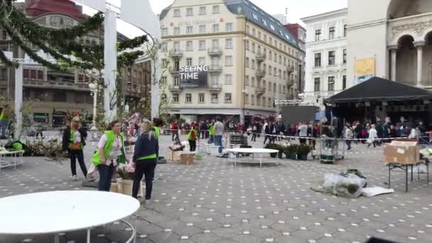 Timisoara Romania Abril 2019 Plaza Victoria Bellas Decoraciones Florales Festival — Vídeo de stock