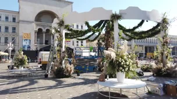 Timisoara Romania Abril 2019 Plaza Victoria Bellas Decoraciones Florales Festival — Vídeo de stock