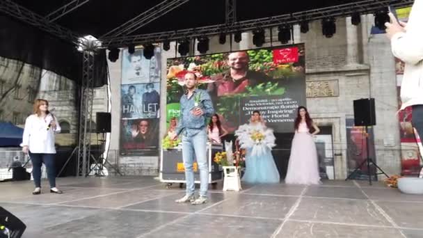 Timisoara Rumänien April 2019 Timfloralis Internationella Blomfestival Nederländska Florist Visar — Stockvideo