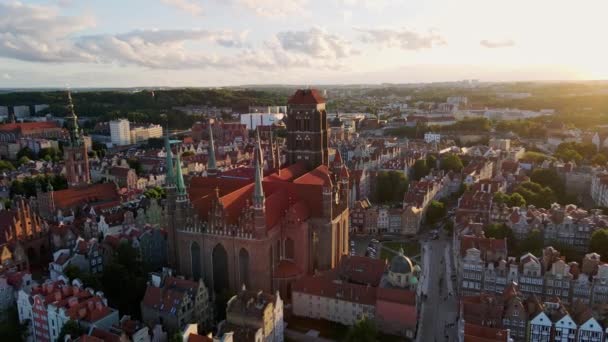 Camera Flying Gothic Medieval Castle High Spires Clock Warm Sunset — Vídeos de Stock