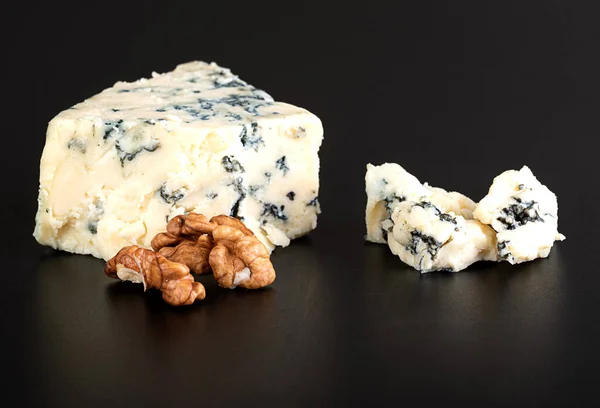 Pedaço Delicioso Queijo Aromático Com Mofo Azul Gorgonzola Roquefort Stilton — Fotografia de Stock