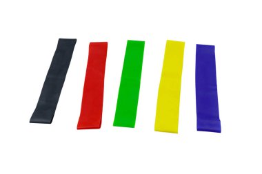 Zindelik için beyaz arka planda izole edilmiş elastik lastik bantlar.