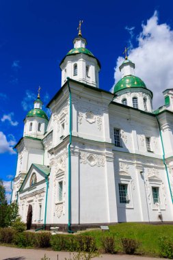 Ukrayna 'nın Poltava bölgesinde Lubny yakınlarındaki Kurtarıcı-Şekil Değiştiren Mhar Manastırı