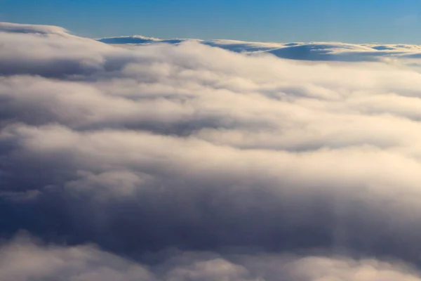 Lindas Nuvens Brancas Céu Azul Vista Avião — Fotografia de Stock