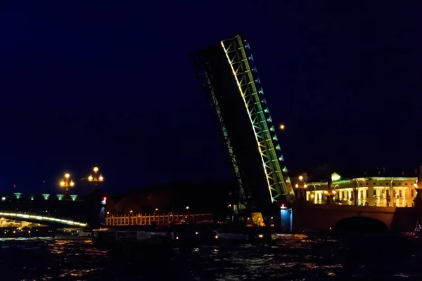 Eröffnung Der Trinity Zugbrücke Nachtansicht Der Dreifaltigkeitsbrücke Von Der Newa — Stockfoto