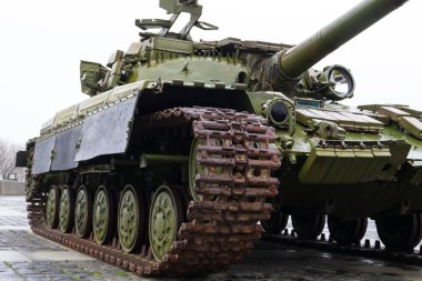 İkinci Dünya Savaşı 'nda Ukrayna Ulusal Müzesi' nde zırhlı tank. Kiev, Ukrayna 'da anıt kompleksi
