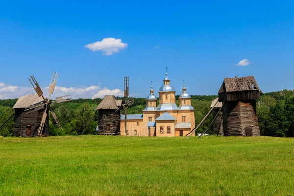 Vista Del Museo Aire Libre Arquitectura Popular Folkways Ucrania Pyrohiv — Foto de Stock