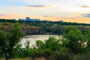 Zaporizhia, Ukrayna 'daki Dinyeper Nehri manzarası