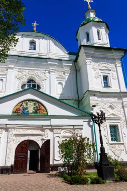 Ukrayna 'nın Poltava bölgesinde Lubny yakınlarındaki Kurtarıcı-Şekil Değiştiren Mhar Manastırı
