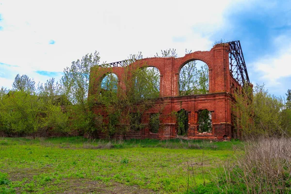 Ruinas Del Edificio Complejo Inmobiliario Natalyevka Región Kharkiv Ucrania —  Fotos de Stock