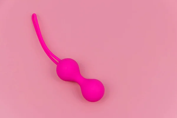 ピンクを基調としたベンワボールや芸者ボール ピンクダブル膣ボール — ストック写真