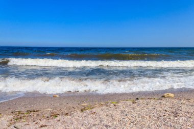 Bulgaristan 'daki fırtınalı Karadeniz manzarası