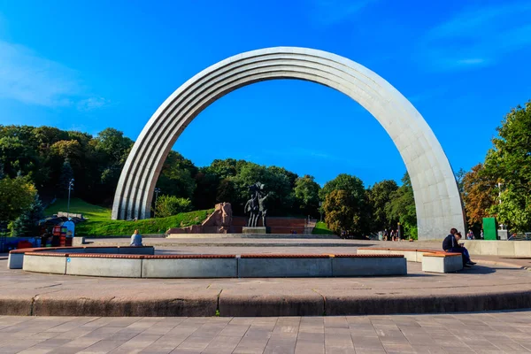 Kiev Ucrânia Agosto 2019 Arco Amizade Dos Povos Kiev Ucrânia — Fotografia de Stock