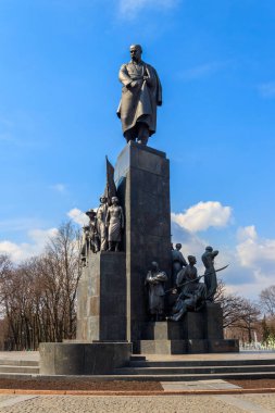 Ukrayna 'nın Kharkov kentindeki ünlü Ukraynalı şair Taras Şevçenko anıtı