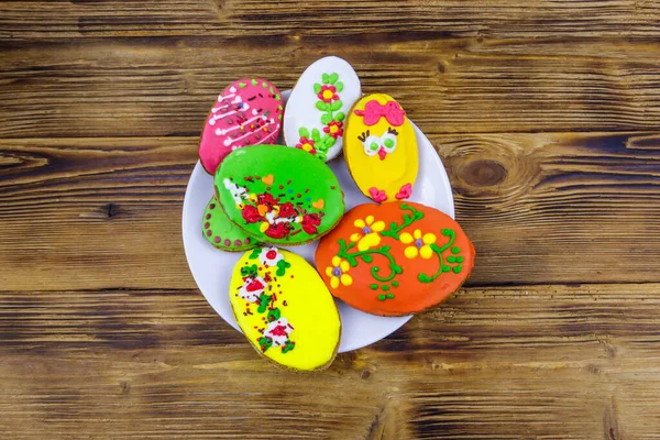 Eierförmige Osterlebkuchen Auf Einem Holztisch Ansicht Von Oben Süßigkeiten Zum — Stockfoto