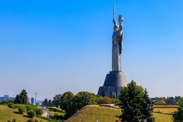 乌克兰基辅 2019年8月24日 乌克兰基辅的祖国纪念碑 — 图库照片