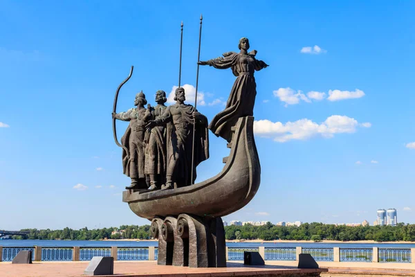 Monumento Fondatori Kiev Sull Argine Del Fiume Dnieper Kiev Ucraina — Foto Stock