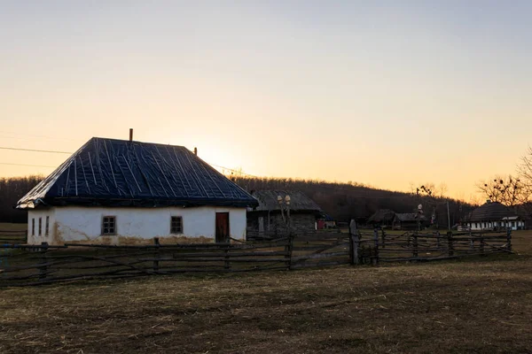 Alte Traditionelle Ukrainische Ländliche Lehmhaus Authentischen Kosakenfarm Stetsivka Dorf Tscherkasy — Stockfoto