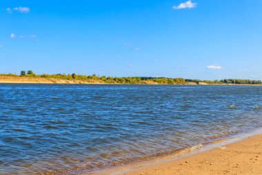 Rusya 'daki Oka Nehri manzarası