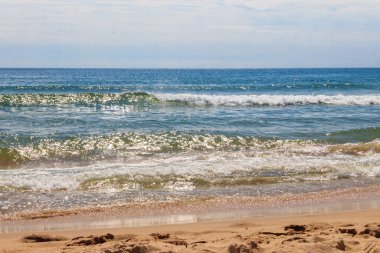 Bulgaristan 'daki fırtınalı Karadeniz manzarası