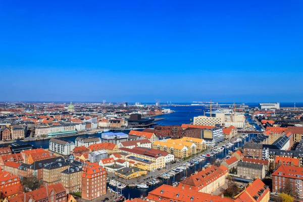 デンマークのコペンハーゲンの街の風景 上からの眺め — ストック写真