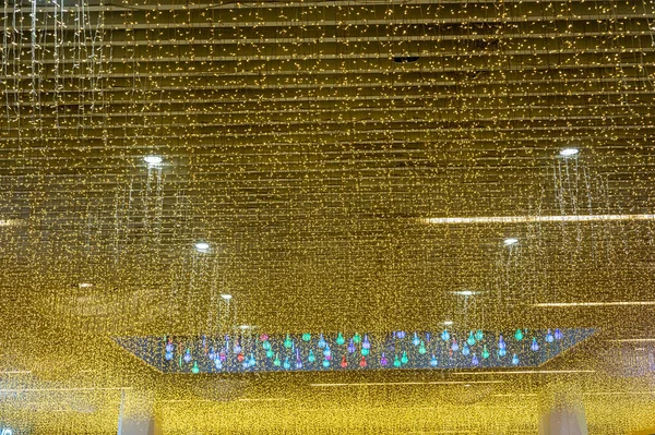 Ściana Świetlna Złożona Żółtych Koralików Led Wygląda Jak Gwiazdy Niebie — Zdjęcie stockowe