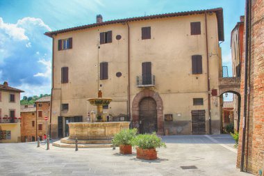 Deruta, seramik kasabası: Konsolosların yeri: 