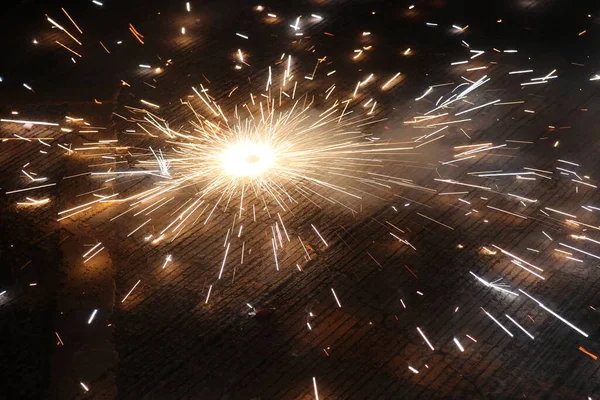 Mutluluk ve Tatil İçin Havai fişekler. 