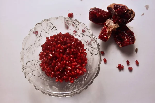 Fresh Pomegranate Seeds Glass Bowl Tasty Fresh Pomegranate — Stock Photo, Image