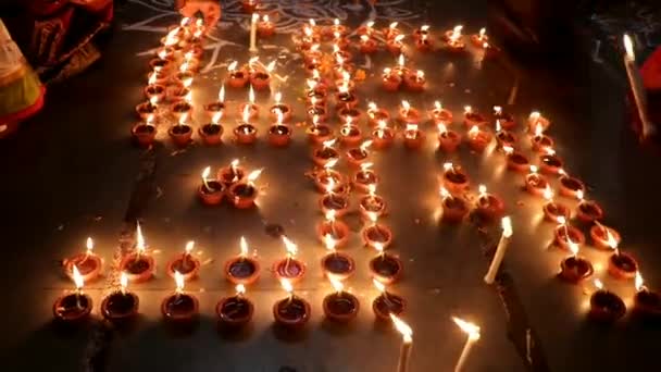 Schöne Indische Rangoli Bei Kerzen Schöne Indische Hindu Kultur — Stockvideo