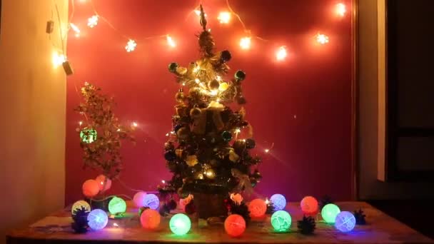 Golden Christmas Bells Lights Happy Holidays Colorful Christmas Tree Balls — Αρχείο Βίντεο