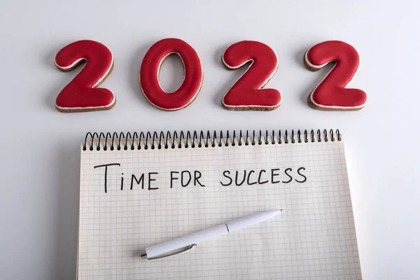 Σημειωματάριο Επιγραφή Χρόνος Για Την Επιτυχία Στυλό Και Αριθμούς 2022 — Φωτογραφία Αρχείου