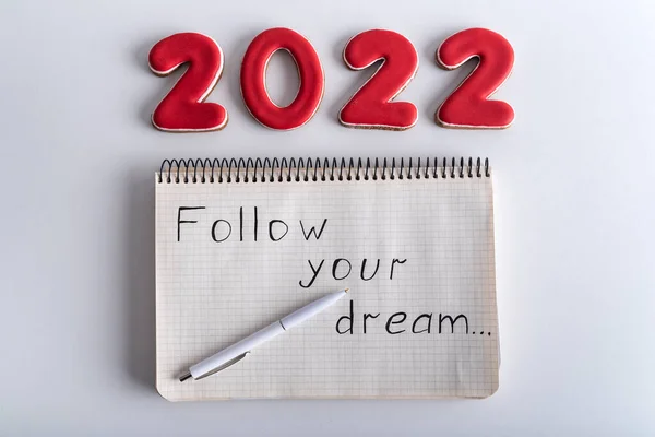 Κορυφή Αριθμούς Άποψη 2022 Και Σημειωματάριο Λέξεις Ακολουθήστε Όνειρό Σας — Φωτογραφία Αρχείου