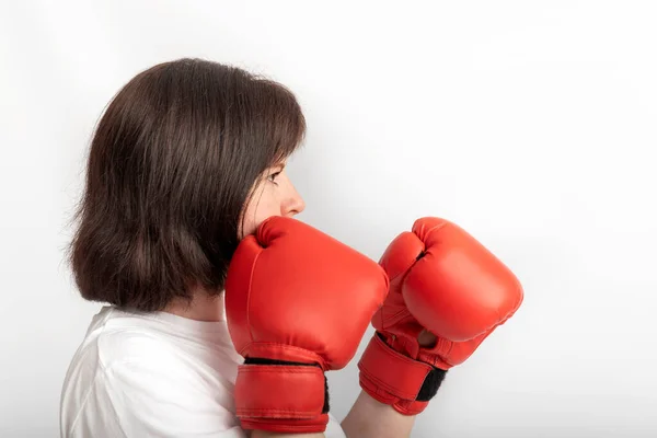 Portrait Young Female Boxer Red Gloves White Background Struggle Womens — Fotografia de Stock