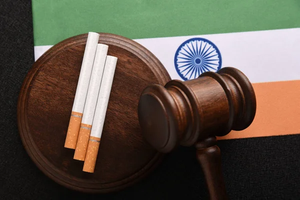 Bandera India Mazo Juez Cigarrillos Ventas Cigarrillos India Ley Del — Foto de Stock