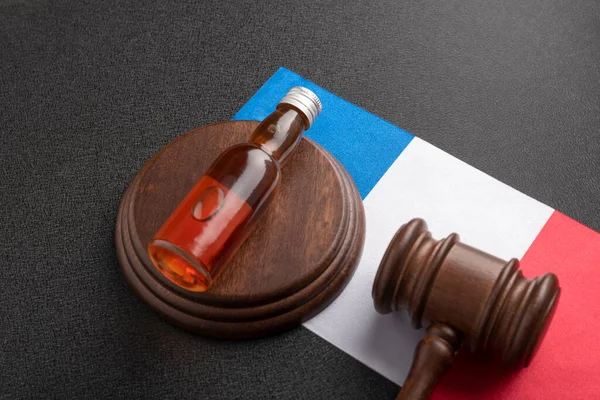 Пляшка Алкоголю Дерев Яна Гавела Символ Права Французькому Прапорі Закон — стокове фото