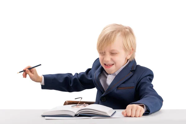Неслухняний Хлопчик Робить Домашнє Завдання Дитина Шкільній Формі Столом Школярка — стокове фото