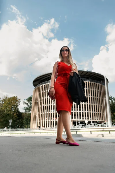 Attractive Young Business Woman Red Dress Modern Building Background Portrait — Stok fotoğraf