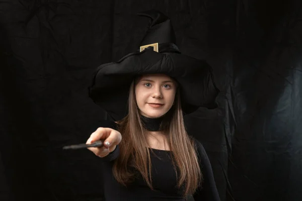 Portrait Young Girl Witchs Costume Wears Pointed Hat Magic Wand — Foto Stock