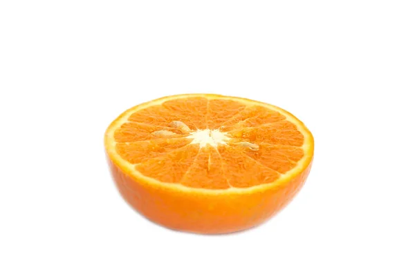 Świeże Soczyste Owoce Pomarańczowe Białym Tle Owoce Tropikalne Pomarańczowe Użytku — Zdjęcie stockowe