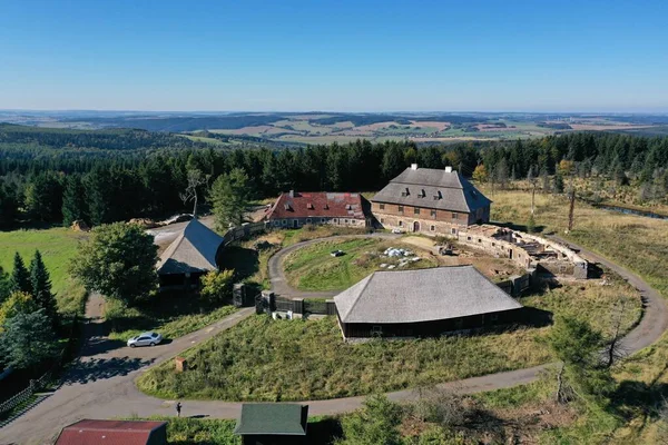 Ruines Château Lichtenwald Avec Cour Pavée Sommet Colline Bradacov Krusne — Photo